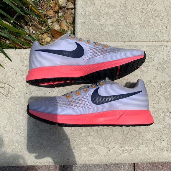 Nike air zoom pegasus 34 • BRAND NEW • NEVER WORN• - Picture 6 of 11